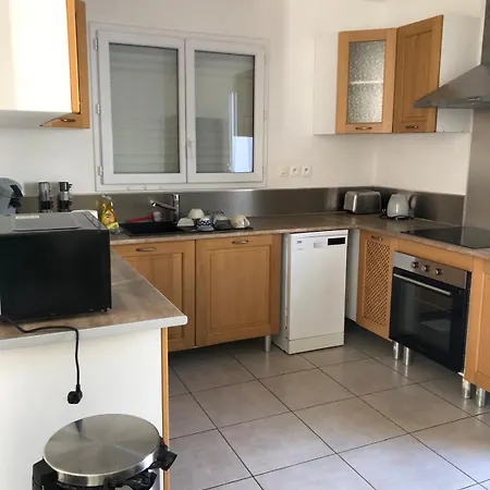 Charmante Maison Avec Parking